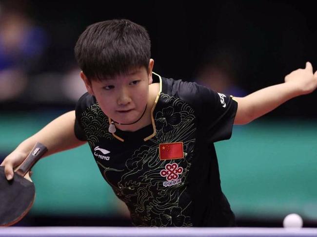 冰壶运动员 冰壶运动员