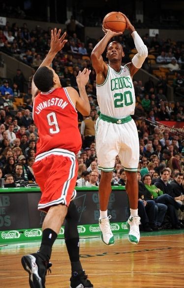 通过两名防 通过两名防